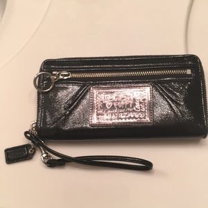 Coach poppy wristlet
